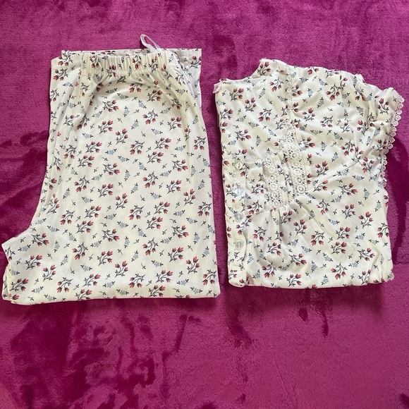 Cream and Pink Floral Sleepwear set - Picture 1 of 9